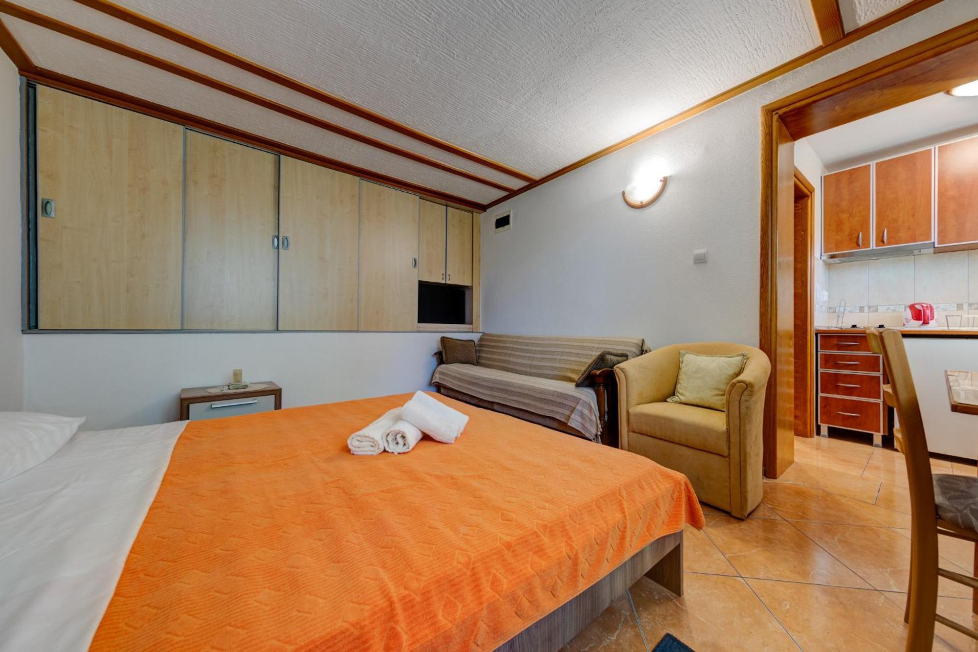 Olive Garden Apartments Sveti Stefan Cameră foto